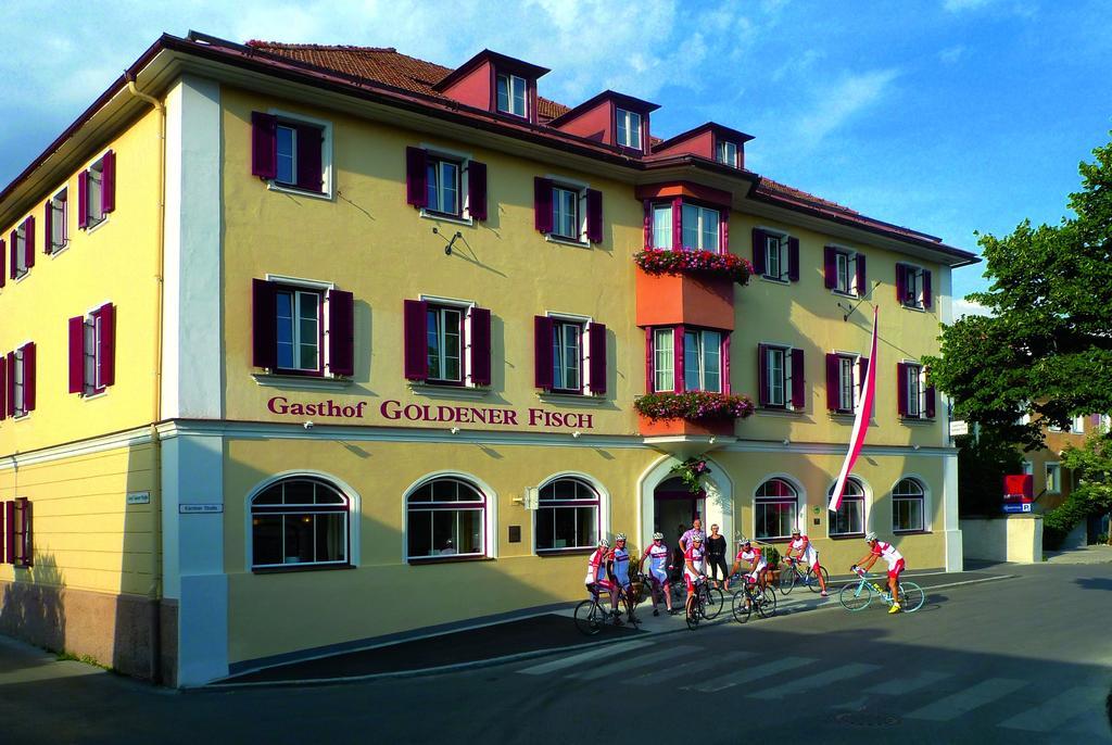 Gasthof Goldener Fisch Лиенц Екстериор снимка