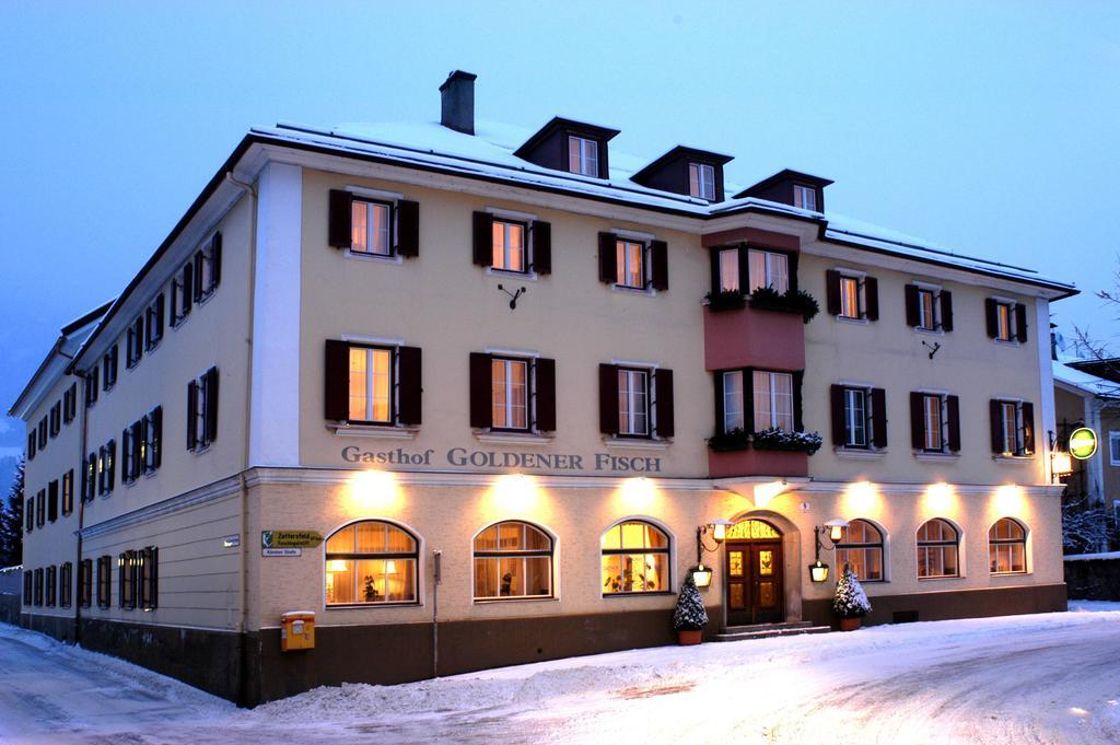 Gasthof Goldener Fisch Лиенц Екстериор снимка