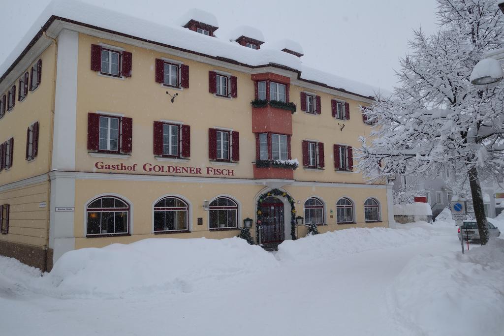 Gasthof Goldener Fisch Лиенц Екстериор снимка